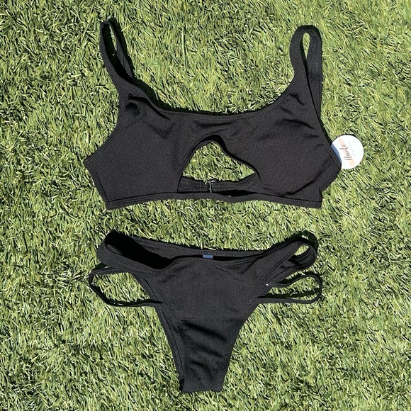 Ribbed Cutout Bikini Set - Picture 1 of 8